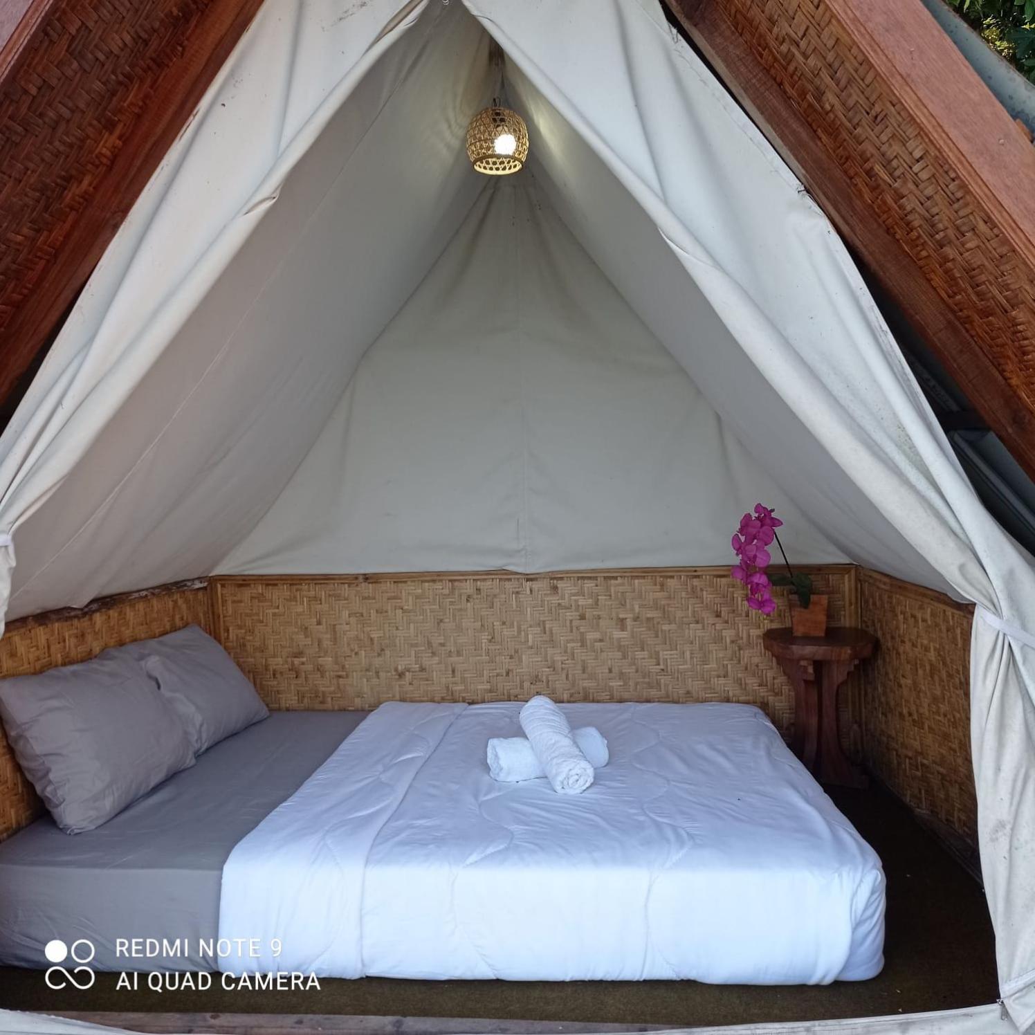 Emayan Glamping Kubupenlokan Eksteriør bilde